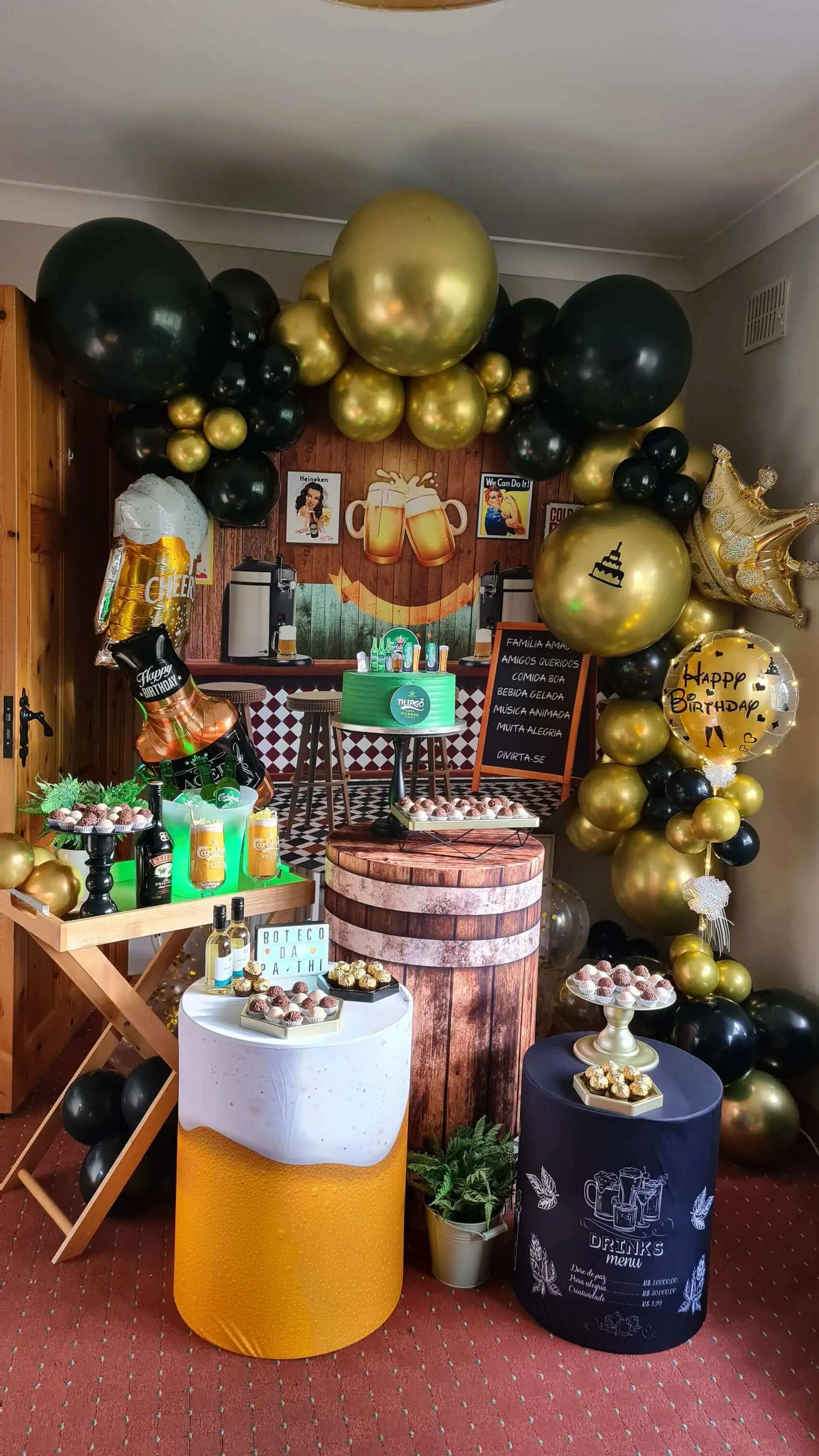 tematic birthday ballon arrange